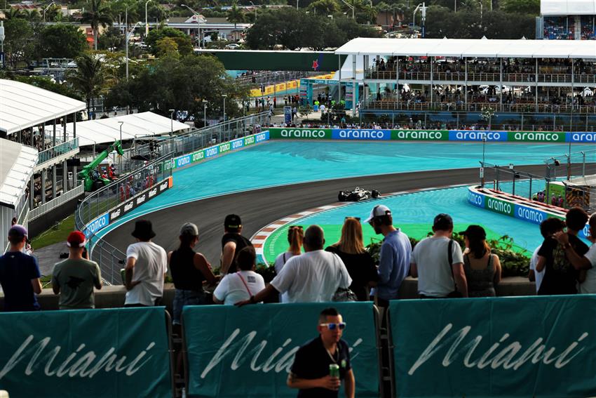 Miami Paddock Club™ 3-Day